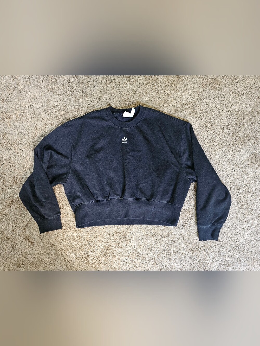 Adidas Originals Women's Adicolor Essentials Crew Sweatshirt Black Small Casual